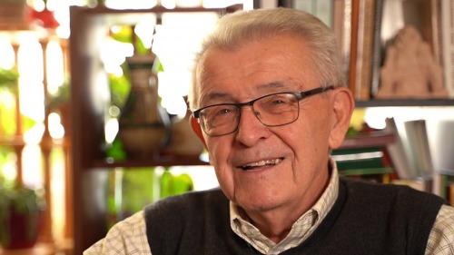 Széchenyi-díjban részesült Péntek János, a Magyar és Általános Nyelvészeti Tanszék professor emeritusa Széchenyi-díjban részesült Péntek János, a Magyar és Általános Nyelvészeti Tanszék professor emeritusa
