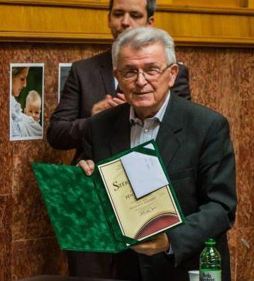 A Székelyföld kulturális folyóirat díjai A Székelyföld kulturális folyóirat díjai