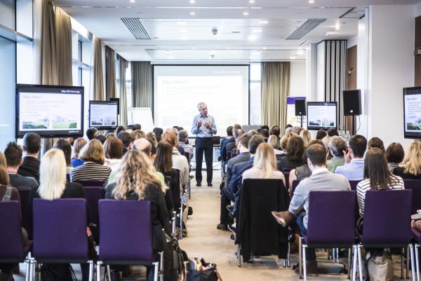 Doktoranduszok Tudományos Diákköri Konferenciája Doktoranduszok Tudományos Diákköri Konferenciája