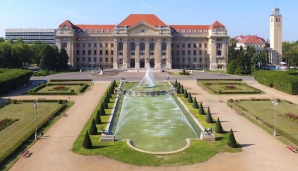 Őszi kurzusok a Debreceni Egyetemen Őszi kurzusok a Debreceni Egyetemen