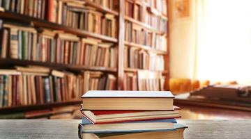Megjelent a Hungarológiai Tudományok Doktori Iskola tanulmánykötete